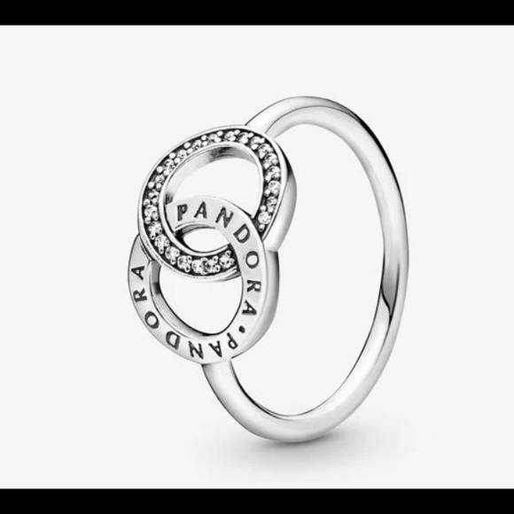 Pandora Ring Size 7